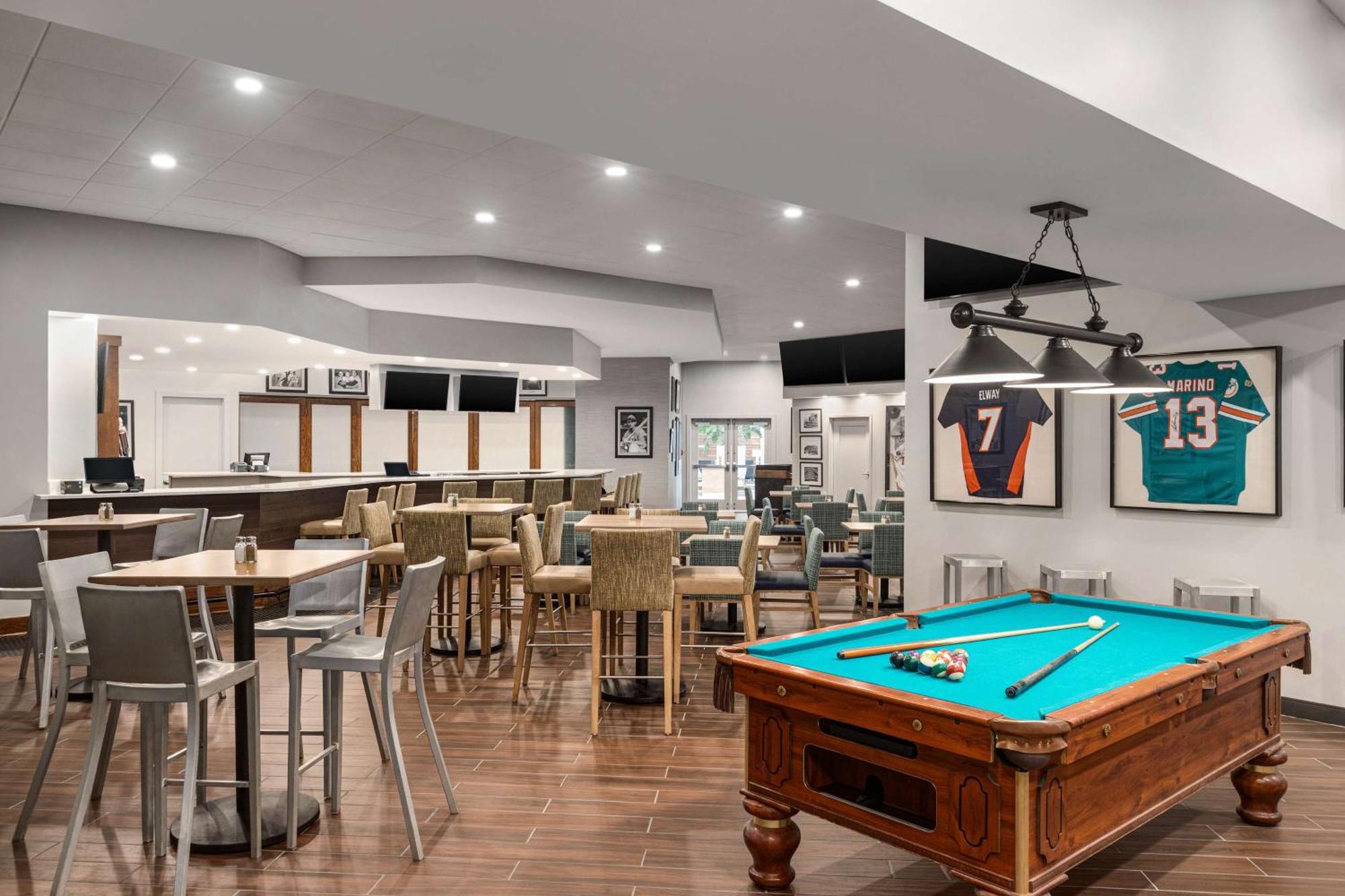 Doubletree By Hilton Fort Myers At Bell Tower Shops Luaran gambar