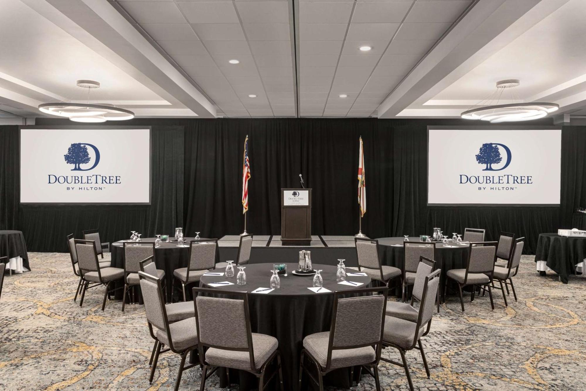 Doubletree By Hilton Fort Myers At Bell Tower Shops Luaran gambar
