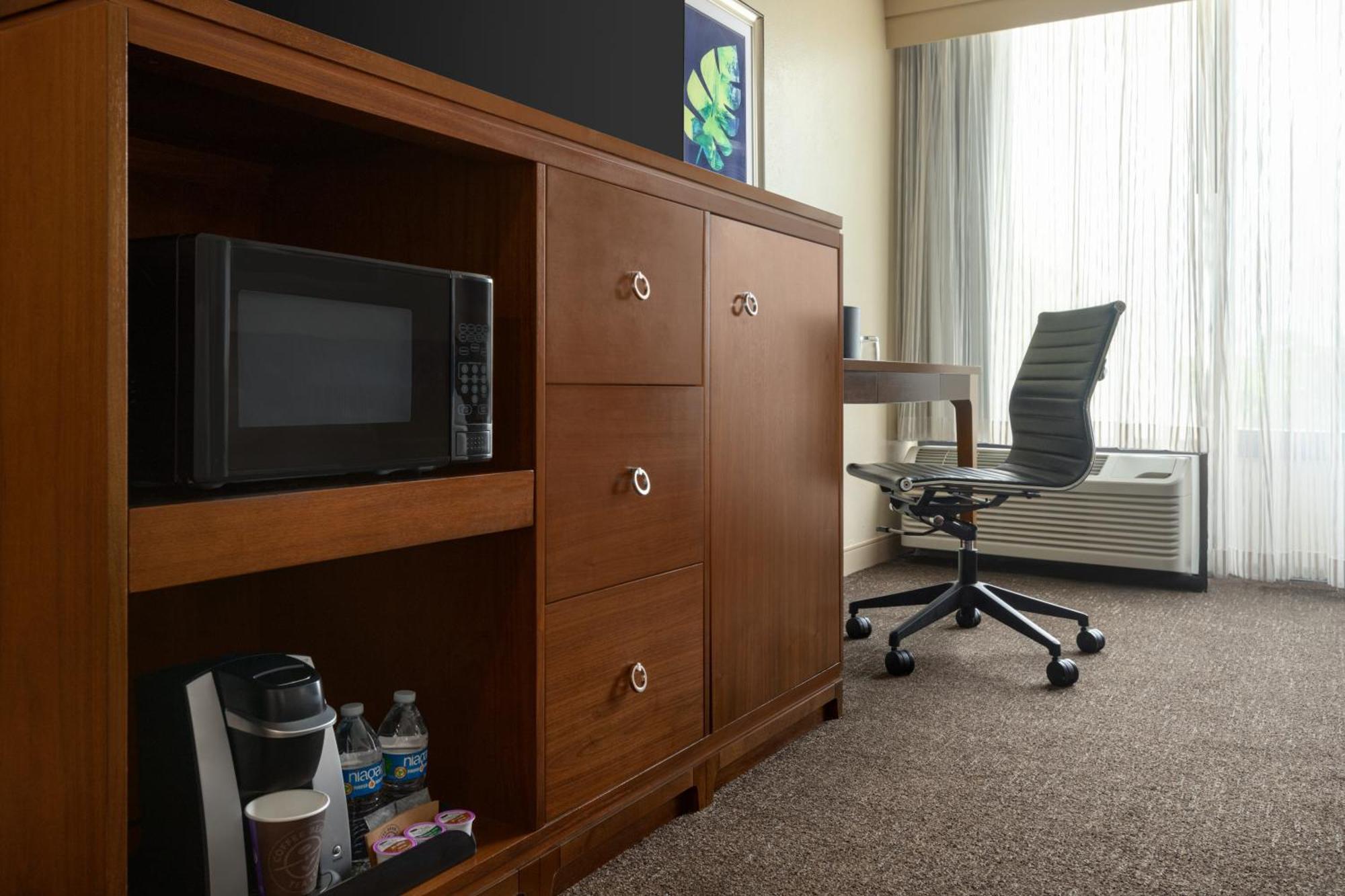 Doubletree By Hilton Fort Myers At Bell Tower Shops Luaran gambar